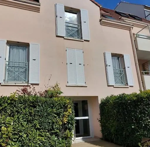 Chez Karine 6 *